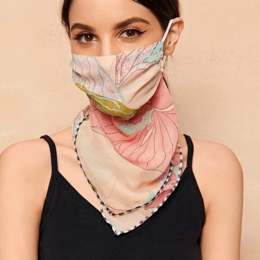 Facemask and scarf